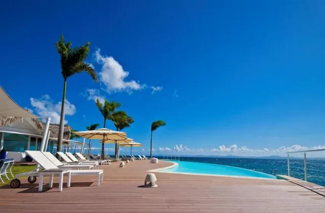 The Bannister Hotel Yacht Club Puerto Bahia Samana pool
